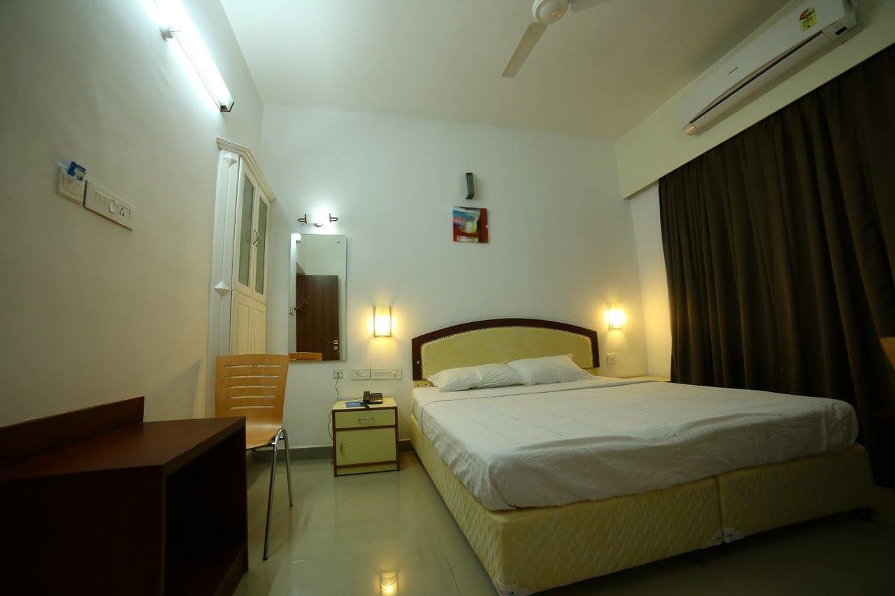 Hotel Captain Fisher Kochi Extérieur photo