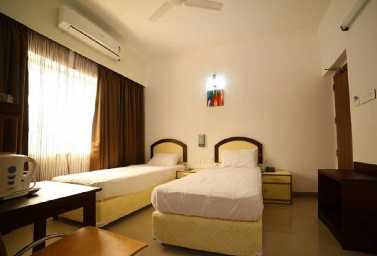 Hotel Captain Fisher Kochi Extérieur photo